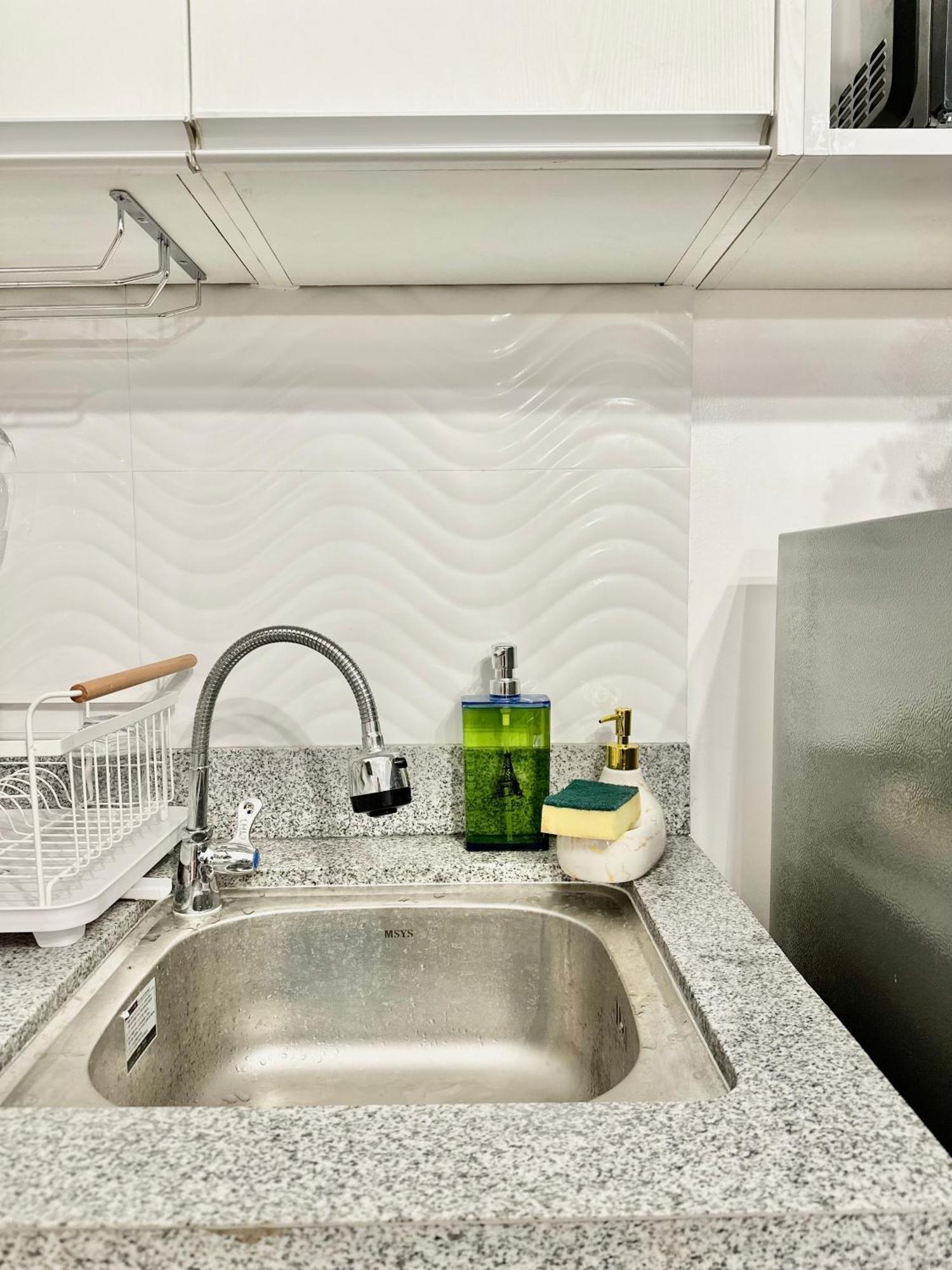 Aesthetic One Bedroom Beside Sm W Pool, Wifi And Netflix คากายันเดโอโร ภายนอก รูปภาพ