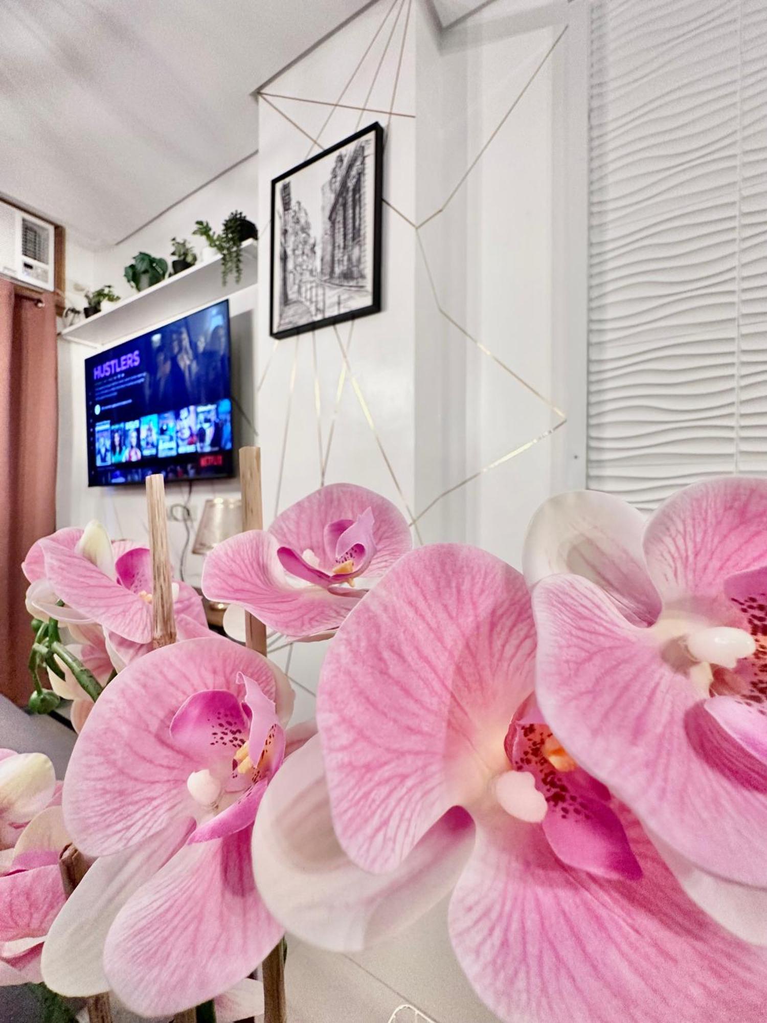 Aesthetic One Bedroom Beside Sm W Pool, Wifi And Netflix คากายันเดโอโร ภายนอก รูปภาพ